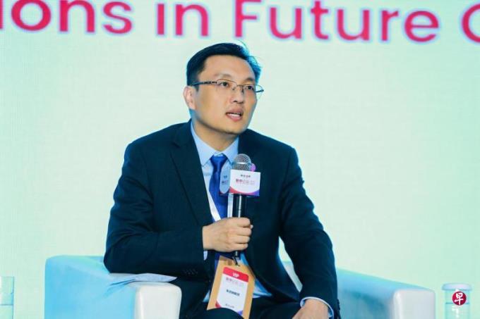 中国学者朱旭峰:人工智能基础层面美国领先 但中国更有应用优势