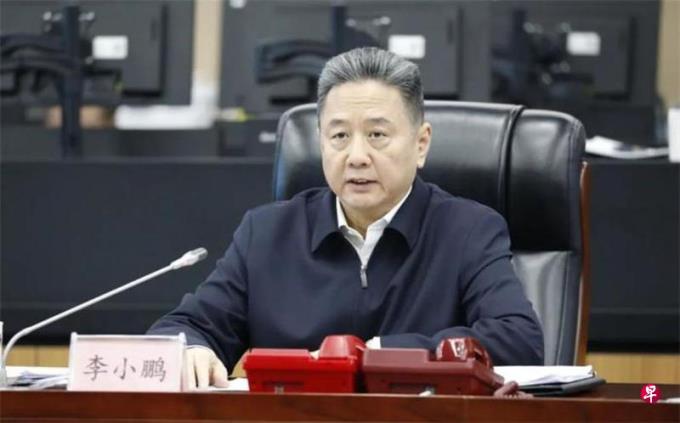 李小鹏退居二线任中国全国政协经济委员会副主任