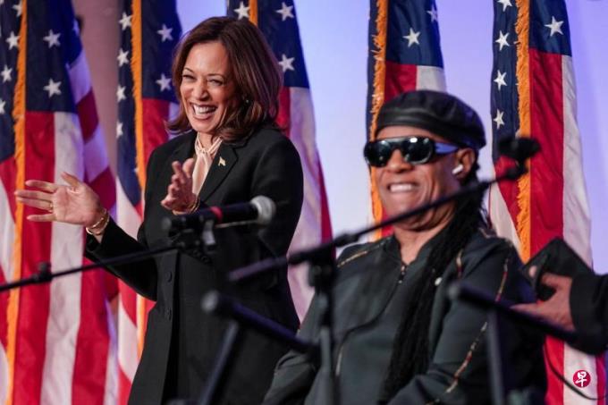 哈里斯在佐治亚州过生日 特朗普到宾州麦当劳炸薯条