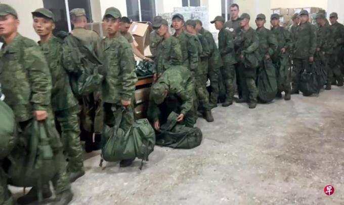 乌总统:俄罗斯最早在星期天部署首批朝军到战区