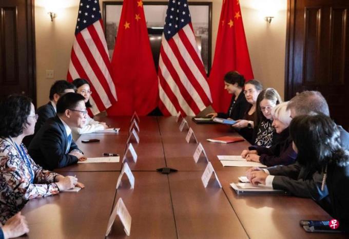 中国副财长廖岷:财政刺激政策细节在全国人大常委会会议后公布