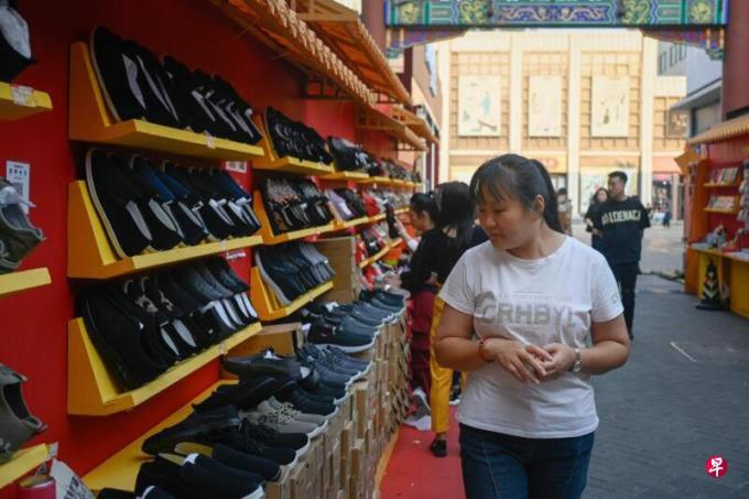 中国9月非税收入增幅达两年最高 拉动财政收入年内首次负转正