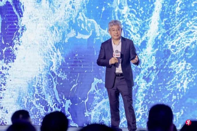 学者:国内太卷必然出海 中企要“穿对方的鞋”