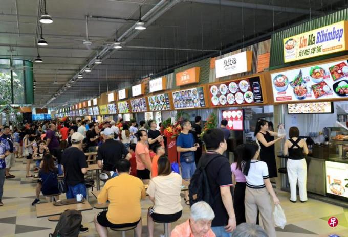 社论:确保小贩提供大众化餐饮价格