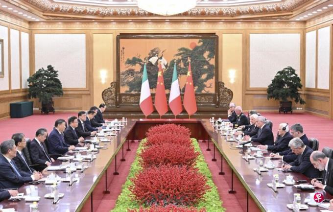 习近平会意总统 吁中意推动国际社会以对话化解分歧