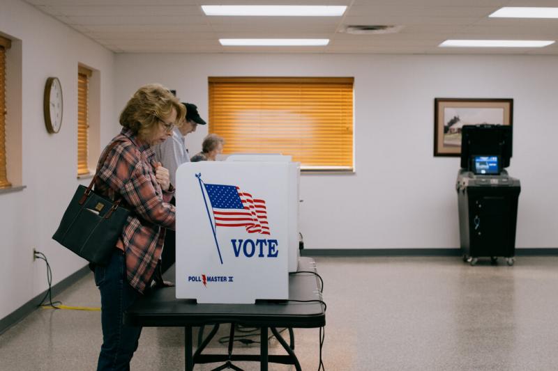 上周在宾夕法尼亚州韦恩斯堡举行的投票。出口民调显示,今年有45%的女性选民将选票投给了特朗普。