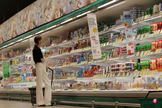 俄食品价格飙升 普京政府维护社会稳定压力加剧