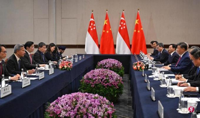 黄总理习近平会面 盼继续加强新中关系