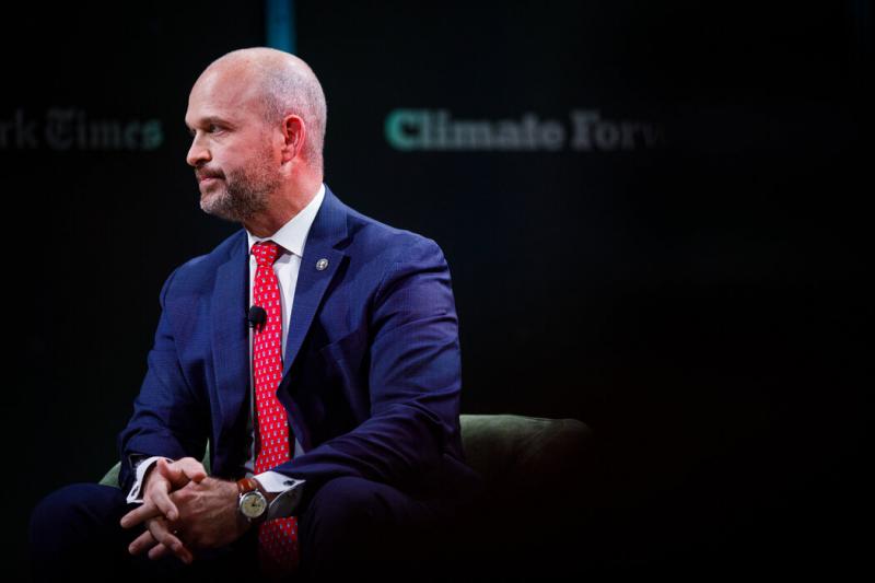 传统基金会主席凯文·罗伯茨今年1月表示,他认为传统基金会的角色是“将特朗普主义制度化”。