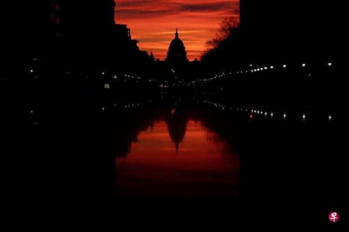 陈国祥:自由主义陨落 新自由主义碰壁