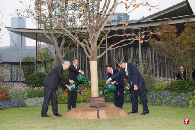 李显龙资政:苏州工业园区照明合作与希望之路 新加坡对中国未来充满信心