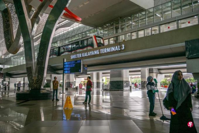 印尼解雇30名涉敲诈中国游客移民官员