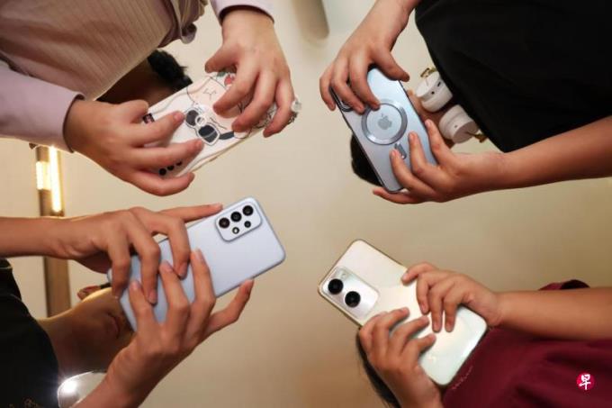 陈能端:拜年和屏幕时间