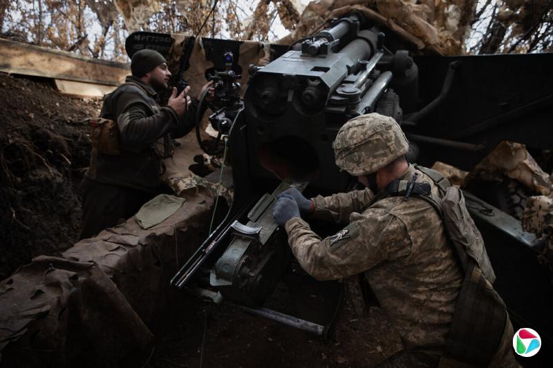 11月,乌克兰军队准备向乌克兰波克罗夫斯克附近的俄罗斯阵地开火。
