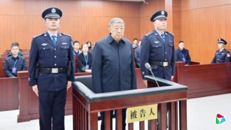 “官场小说家”杨克宁非法拥有枪支弹药受贿判入狱16年