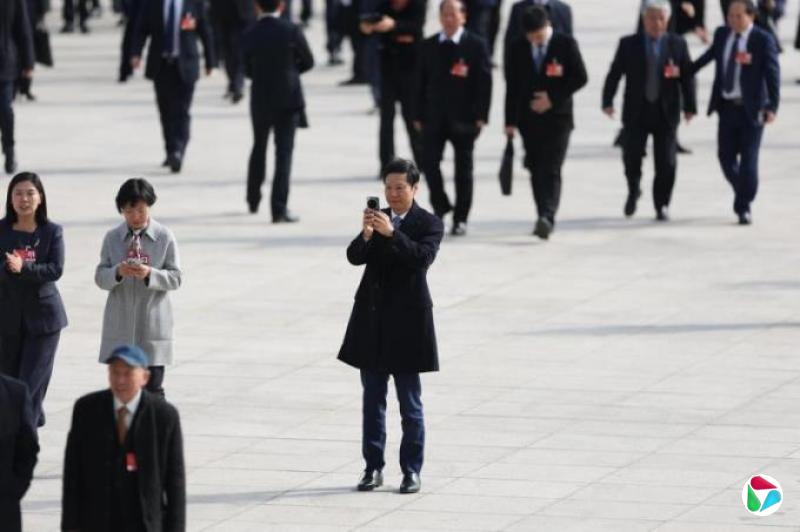 民营经济促进法首次将“两个毫不动摇”写入法律