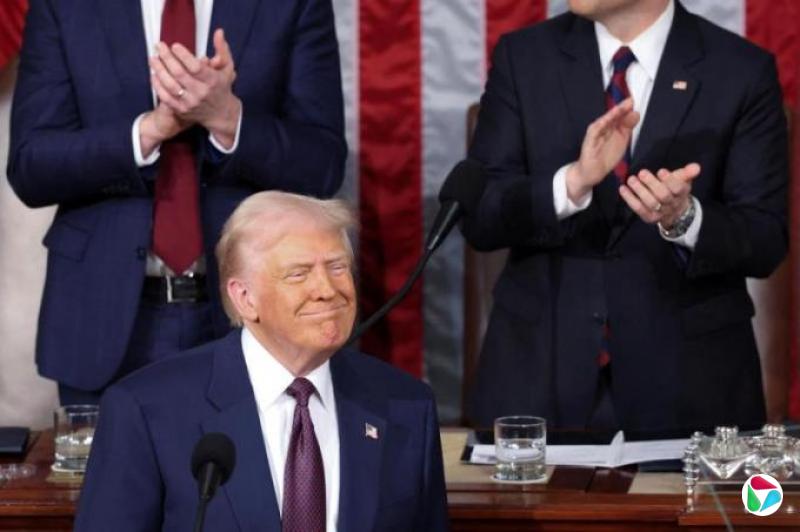 特朗普发表首个国会联席会议演讲