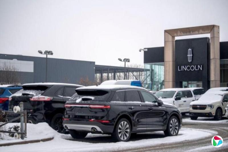 对加墨征税生效一天后 特朗普豁免美资汽车一个月