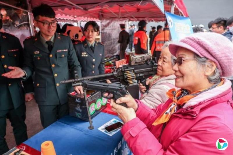 赖政府欲提升台湾防卫意志 专家直指经济问题难回避