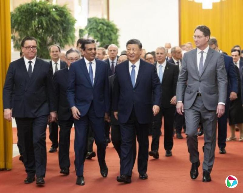 习近平会见外企高管重申扩大开放 强调“投资中国就是投资未来”