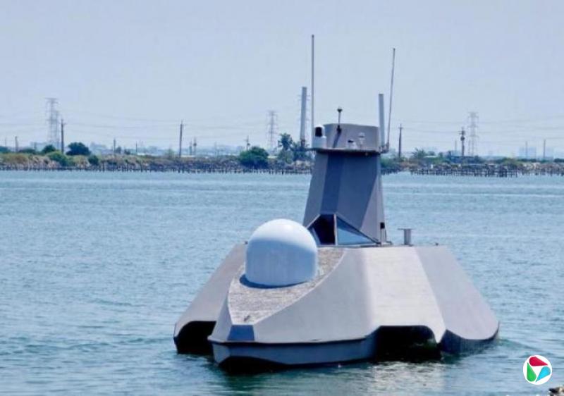 台湾推出首款自研军用无人艇 可进行自杀式攻击