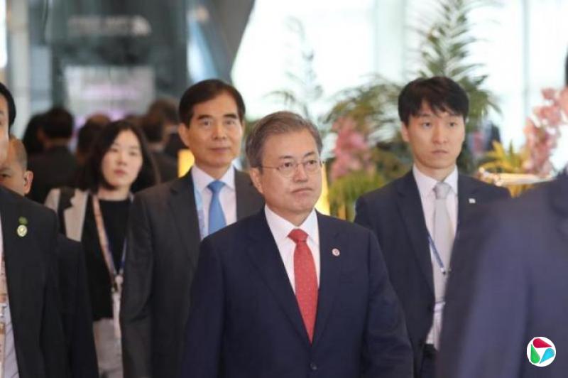 韩国检方传唤文在寅 在野党批“无理且有目标性”