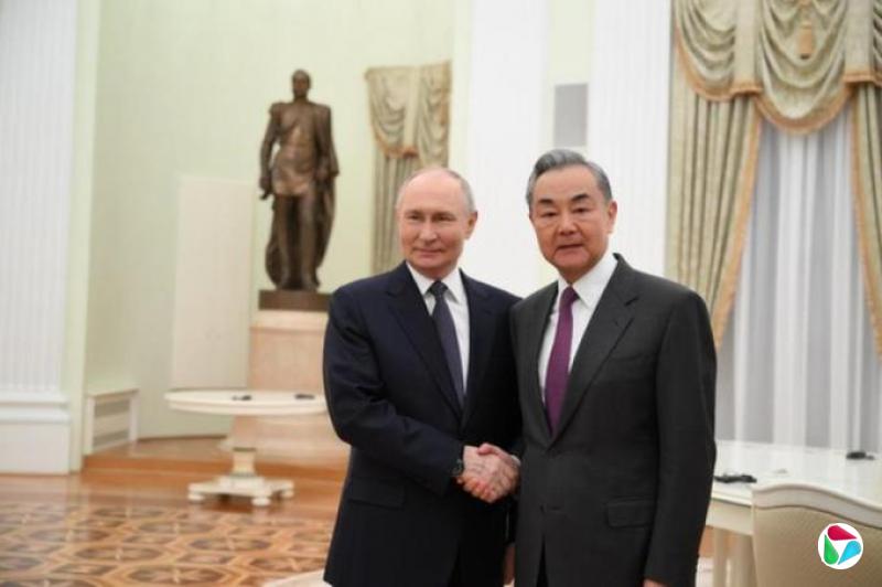 王毅会普京:中俄关系不会止步不前