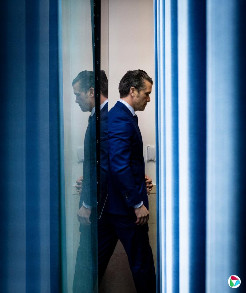 虽然美国国防部长皮特·海格塞斯已在备受瞩目的任上经历了一些意料之中的挑战,但他试图在上司特朗普总统之先行动时,也显得跌跌撞撞。