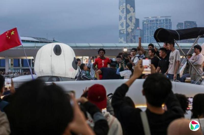 “甲亢哥”香港直播掀混乱 警方接至少三宗报案