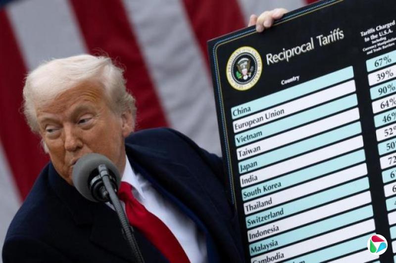 特朗普坚称关税为经济革命 信心喊话美国人民“挺住”