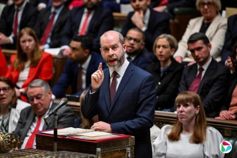 英国会通过紧急法案 接管中资拥有的英国钢铁公司