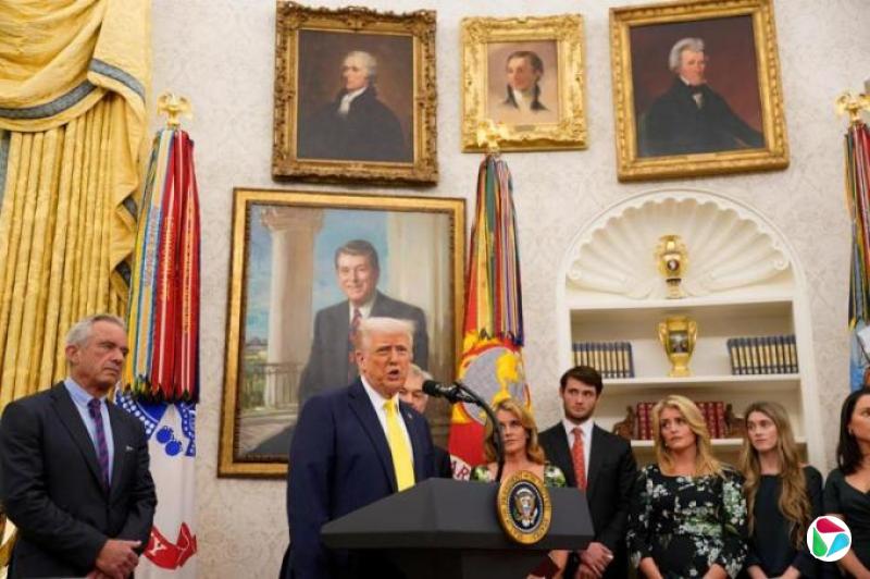 特朗普称美国正与中国进行“良好对话”