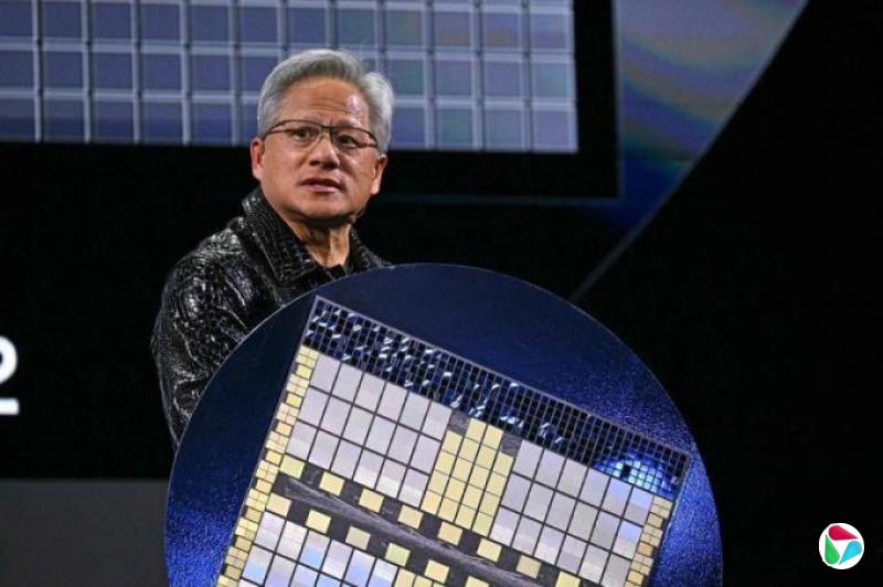 【东谈西论】黄仁勋会把中国市场拱手让给华为吗?