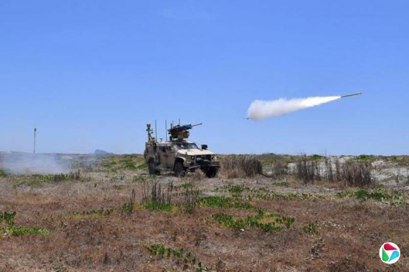 中国海警铁线礁插旗 或加剧菲中紧张局势