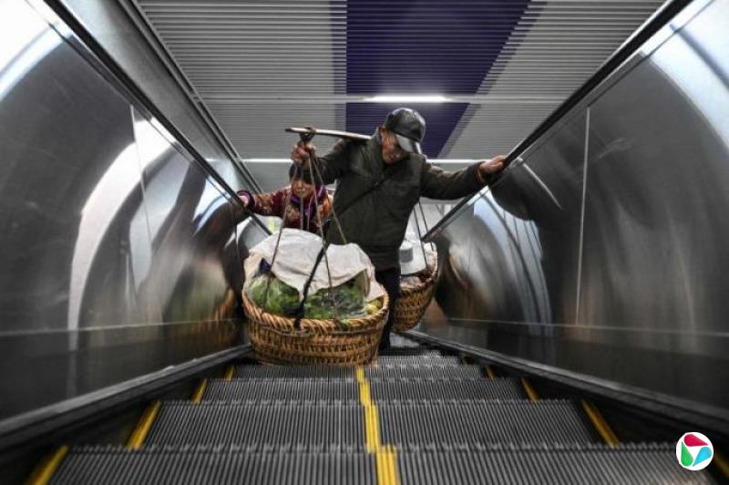 下午察:中国会大幅提高农民养老金应对美国关税战吗?