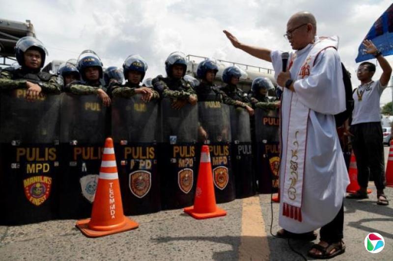 杜特尔特被羁押仍当选市长 为女儿莎拉竞逐菲总统添胜算