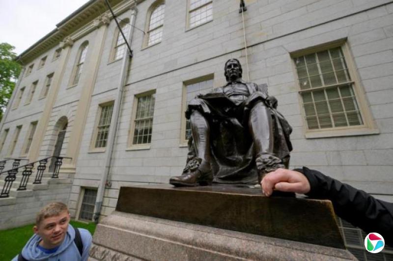 社论:哈佛风暴考验美国政治理性