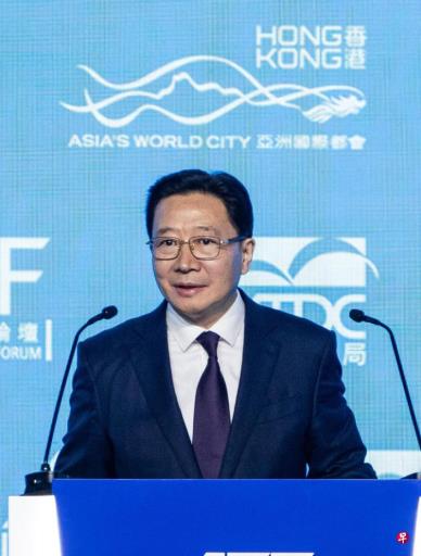 周霁出任香港中联办主任 郑雁雄去向待公布