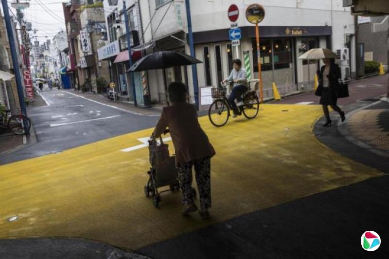 日本出生人口首次跌破70万大关
