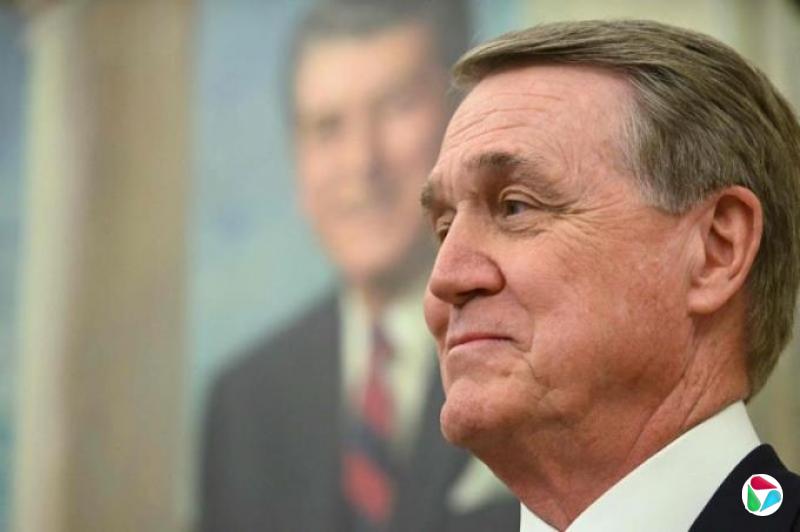 中美僵持 美国驻华大使安抚美企