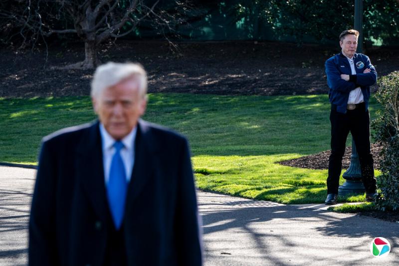 埃隆·马斯克与特朗普总统3月在白宫,当时两人的关系还很融洽。