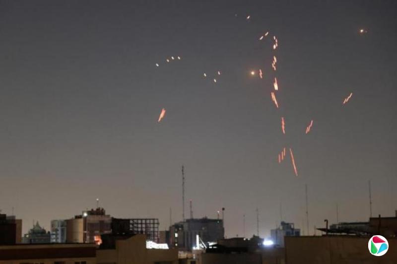 伊朗首都德黑兰14日凌晨再遭以色列空袭