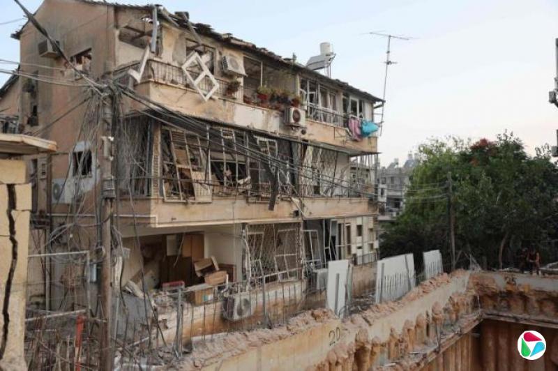 以色列遭伊朗连夜袭击后 造成八死130多人伤