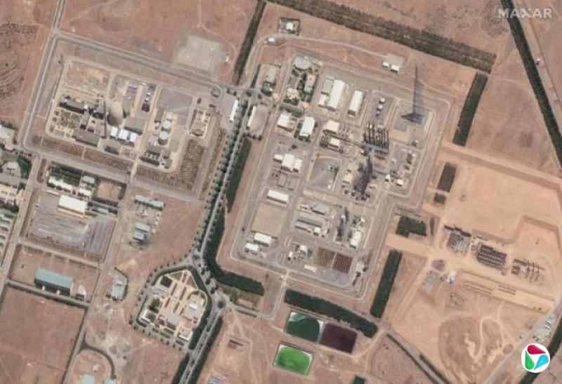 以军称打击伊朗阿拉克和纳坦兹核设施