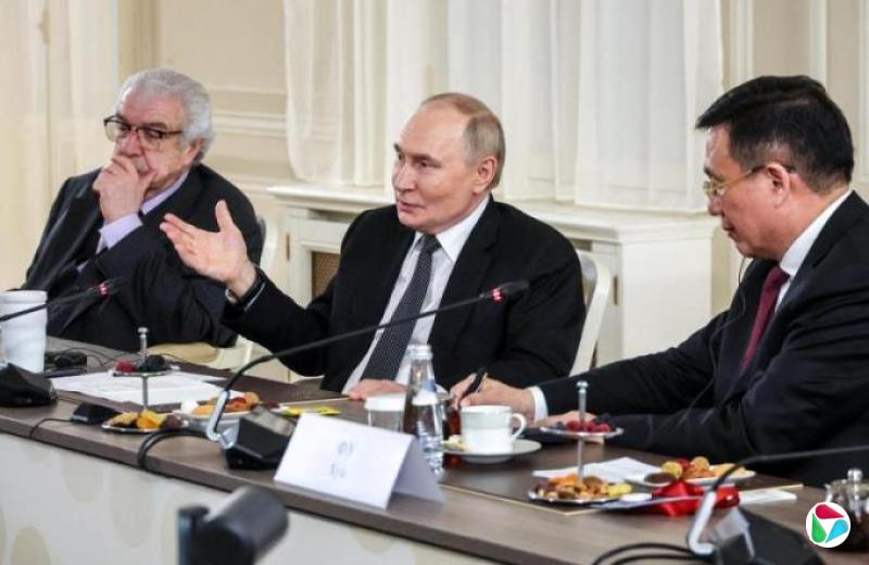 普京:愿与中国加强军事合作 俄中今年将举行联合军演