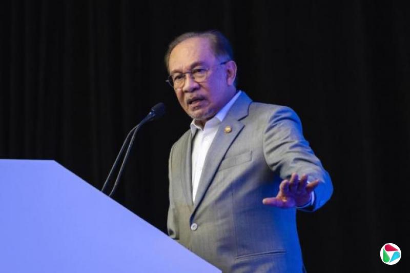 刘惟诚:内外交迫的安华政权