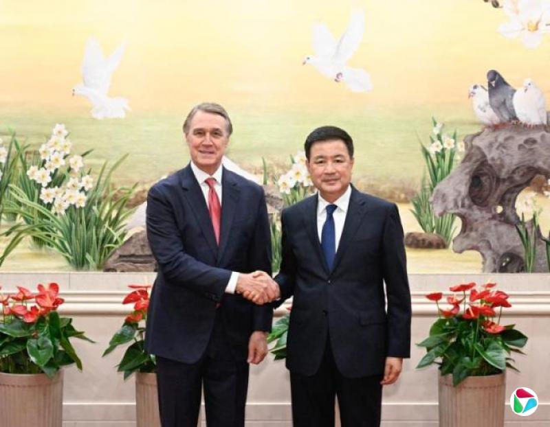 王小洪会见美大使:愿同美开展禁毒合作