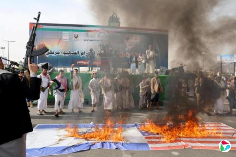 胡塞武装:若美国攻打伊朗 将袭击红海美军舰艇