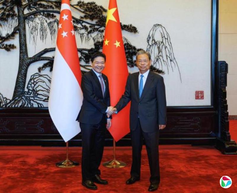 黄总理与赵乐际会面:部长应继续访华交流加强新中各层关系