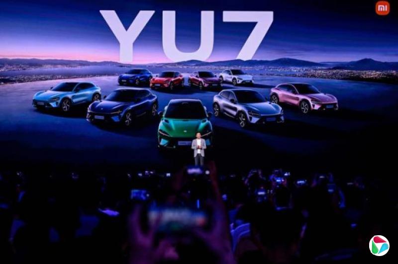 小米发布首款SUV 开售三分钟内大定突破20万台